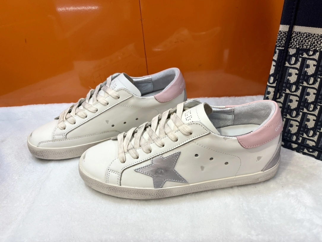 OOBB-- GWF00102.F004662.11531 cowhide item:D-X018B2803S